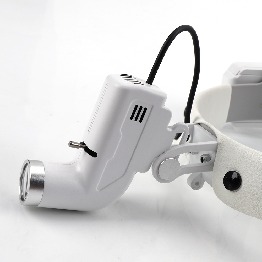 ENT Surgical Light With Filter - Medical Lab Equipment recensione e prezzo